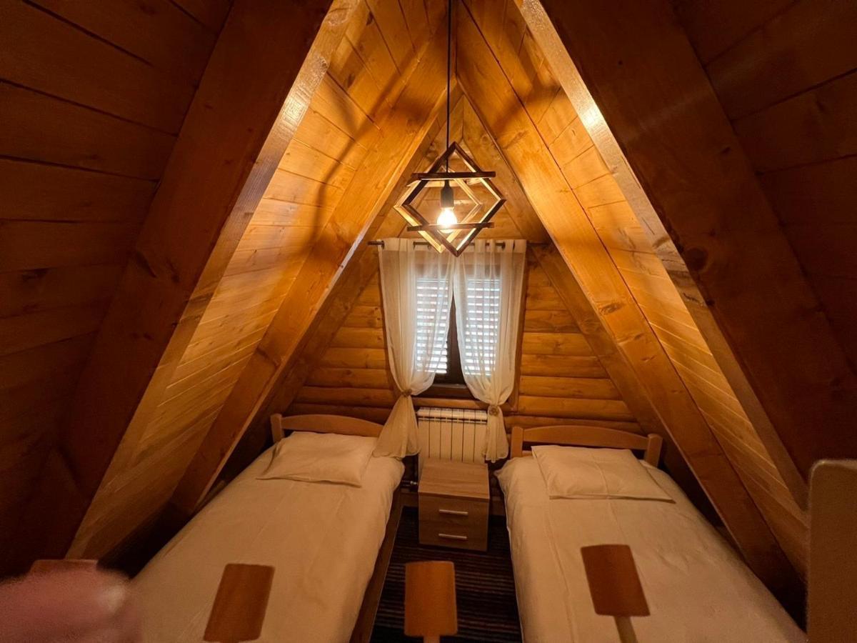 Vikendice Mali Raj Villa Zabljak  Luaran gambar