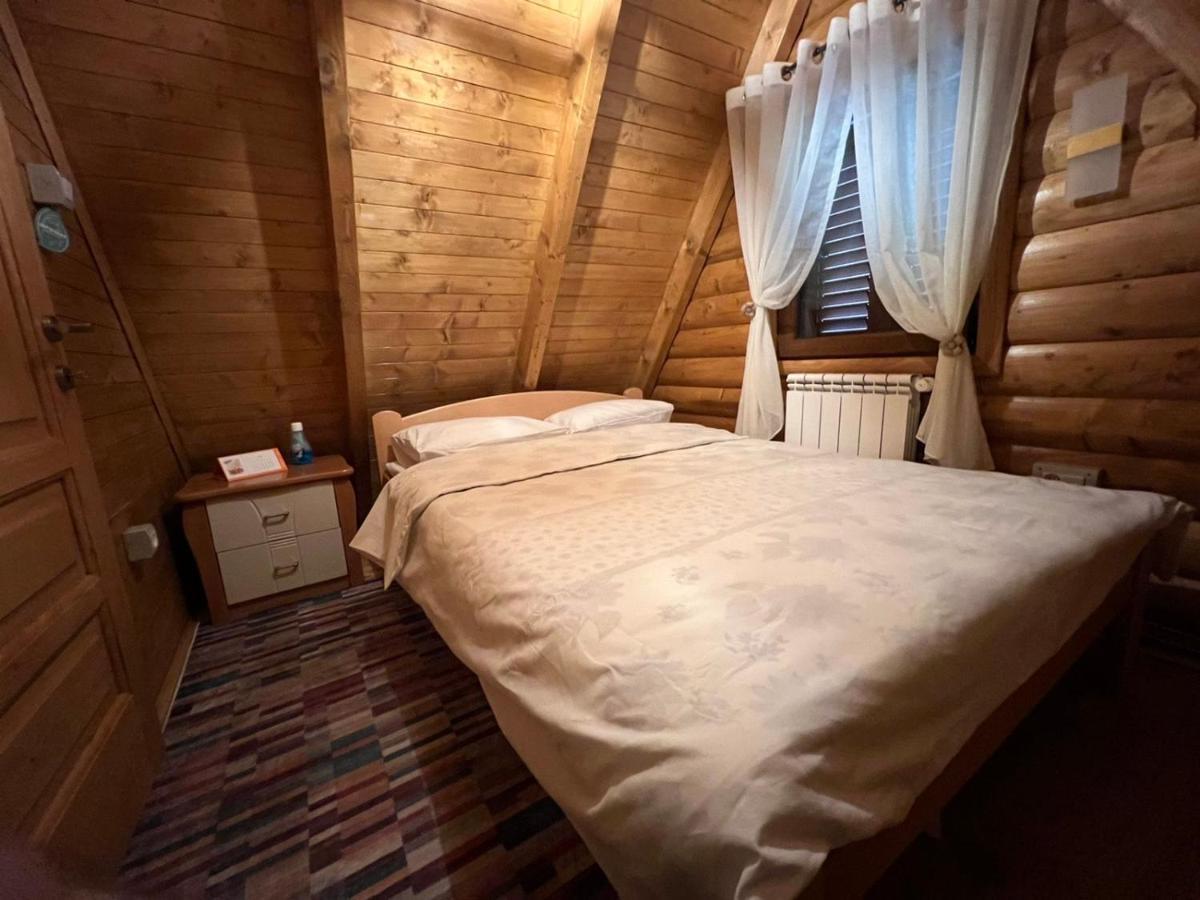 Vikendice Mali Raj Villa Zabljak  Luaran gambar